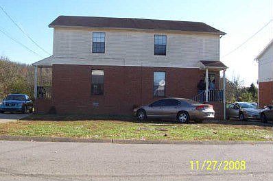 4th image of 1801 Westchester Dr