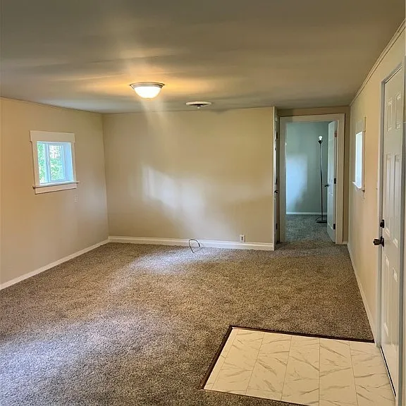3907 Woodlawn St — Photo 6