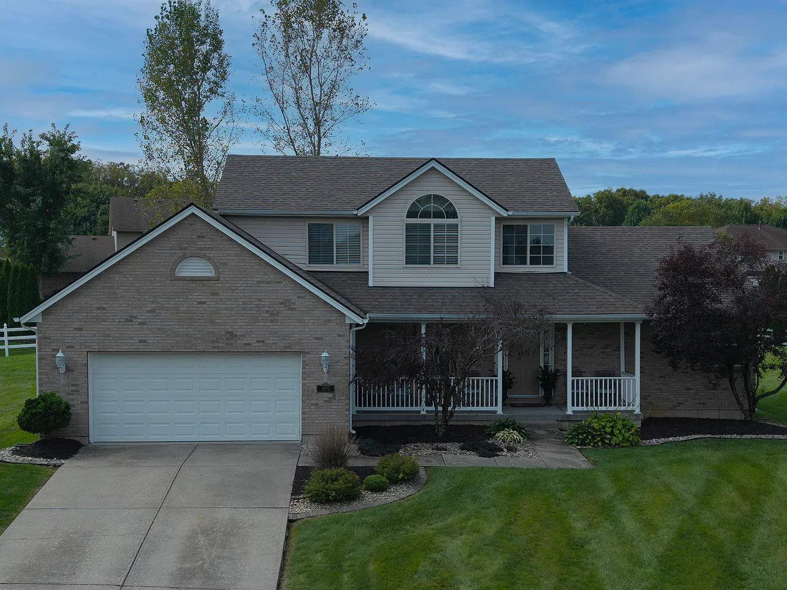 4 bed, 2.5 bath, 3261 sqft, $3,500 — Photo 3