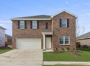 4 E Winship Dr, Edgecliff Village, TX 76134
