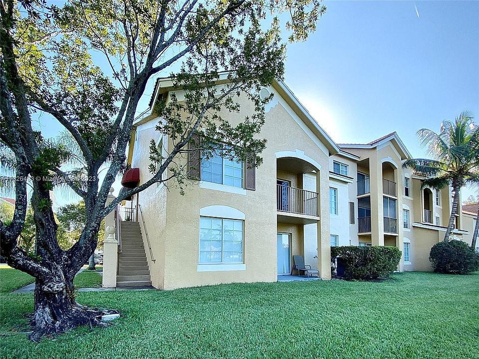 1st image of 4171 San Marino Blvd APT 208