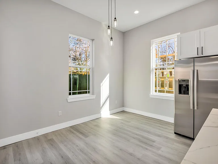 4924 Winnetka St #C — Photo 7