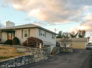 19120 Longmeadow Rd, Hagerstown, MD 21742