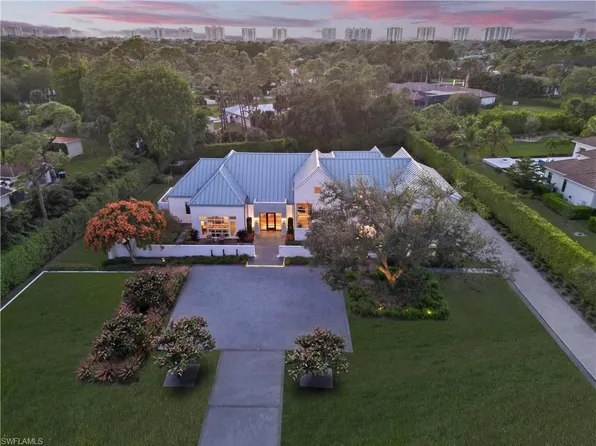 581 Myrtle RD, NAPLES, FL 34108