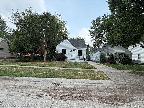 4th image of 7203 Orchard Ave