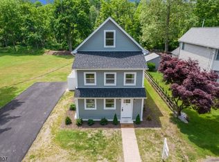 6 Brook St, Peapack, NJ 07977