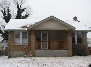 2765 Harrys Ln, Saint Louis, MO