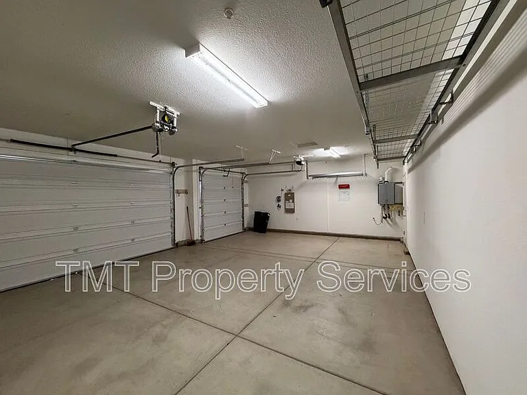 9554 Sauterne Way — Photo 23