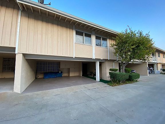 4th image of 3500 W Manchester Blvd Unit 22