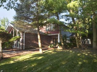 1108 N Elmhurst Rd, Mount Prospect, IL 60056