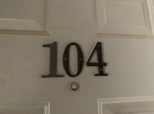 1110 Hilltop Ln #104, Toledo, OH 43615