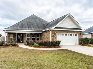 207 Schroer Dr, Byron, GA 31008