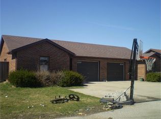 8837 Bono Rd, Terre Haute, IN 47802