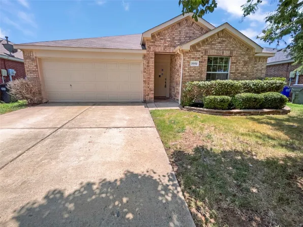 2002 Brook Meadow Dr, Forney, TX 75126