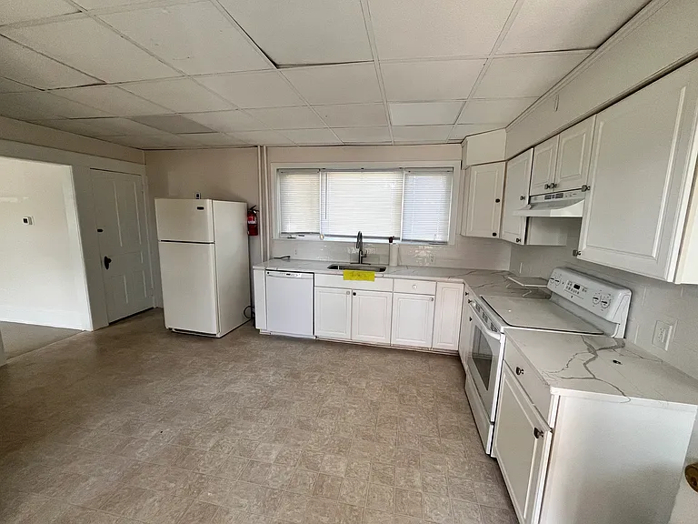 323 Prospect St #1 — Photo 3