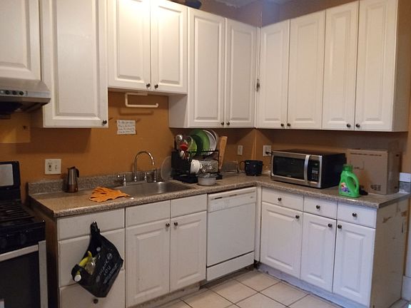5th image of 3804 Spring Garden St