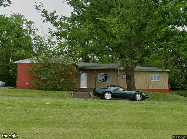 920 Locust St, Columbia, TN 38401