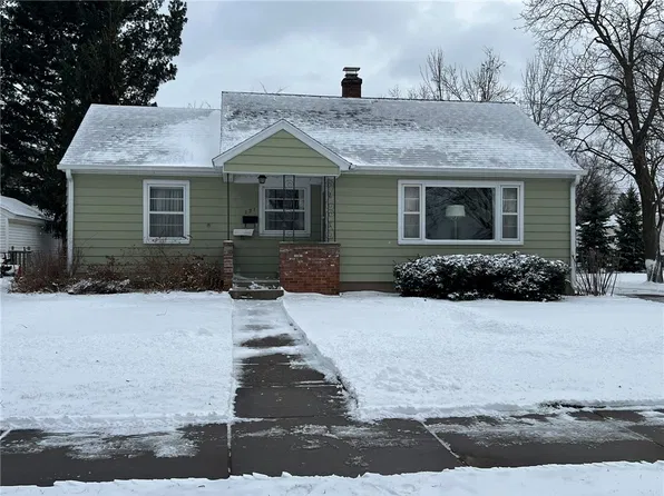 121 E Truman Avenue, Eau Claire, WI 54701