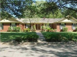 708 N Brookfield Rd, Wichita, KS 67206