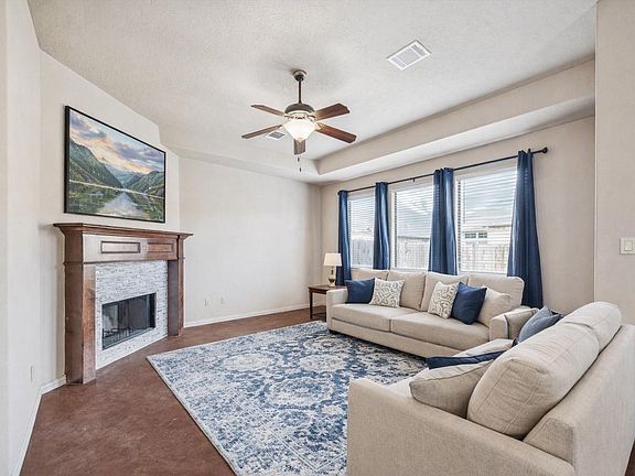4th image of 14330 S Summerchase Circle