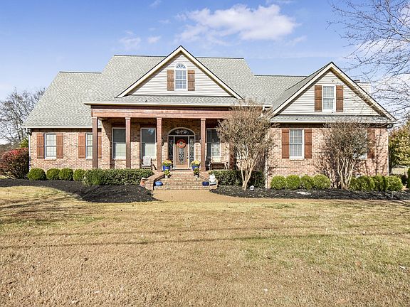 3rd image of 2004 Breckenridge Dr