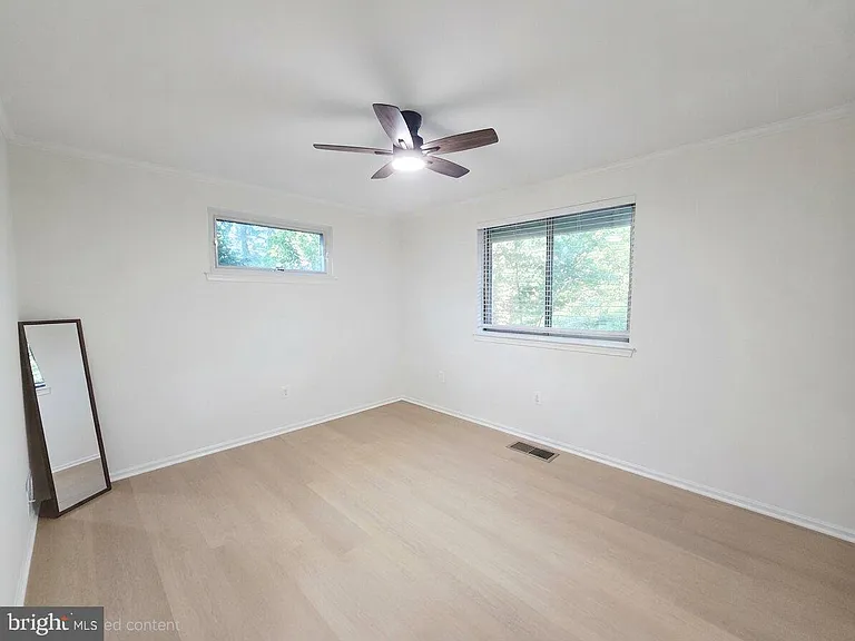 10027 W Constable Ct — Photo 12