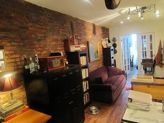 Rented by Wyckoff Heights Realty Inc. | media 31