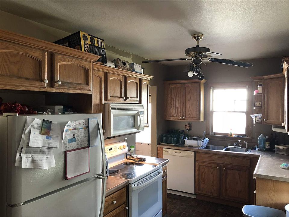 2nd image of 2644 Whitewood Ave