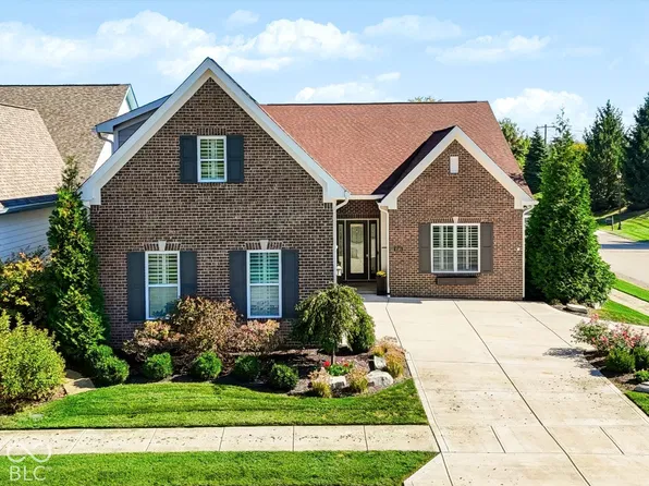 15161 Kampen Cir, Carmel, IN 46033