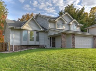 1223 S 167th St, Omaha, NE 68130