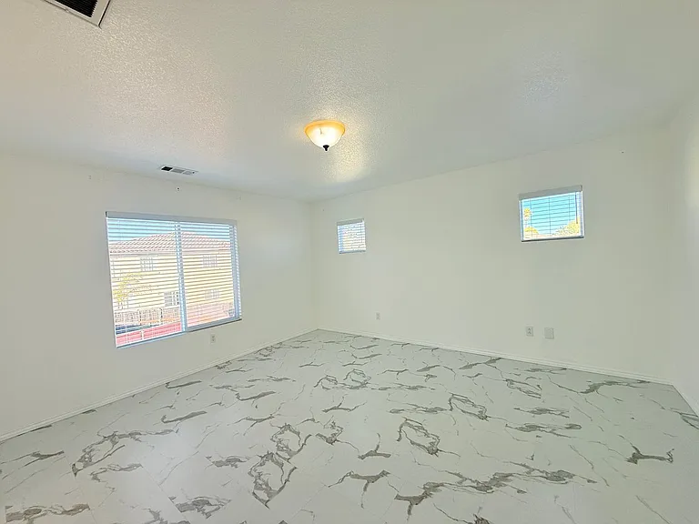 2023 San Antonio Ct — Photo 31