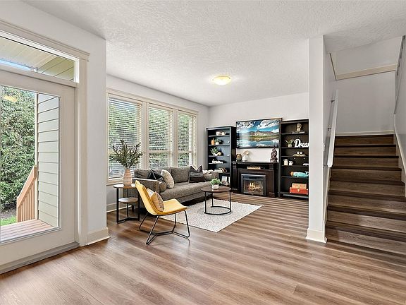 5th image of 2253 Townsend Rd #122