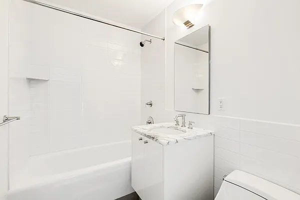 Rented by Compass | media 40