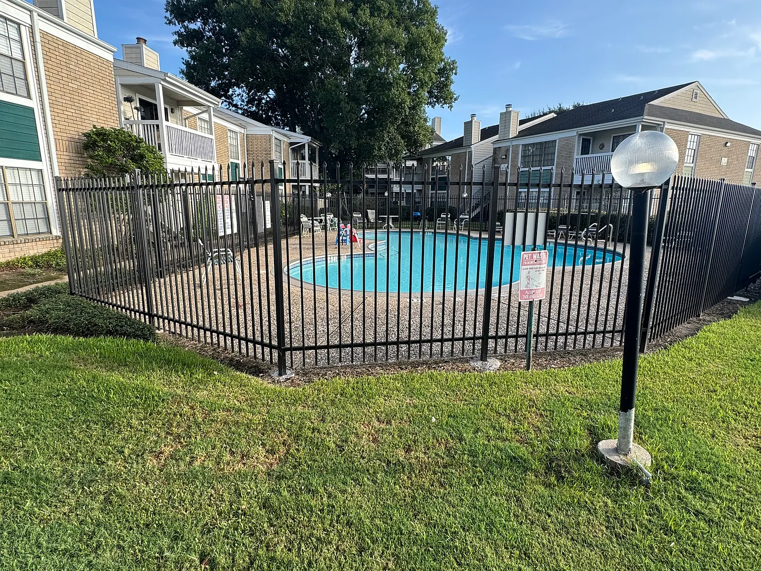 2 bed, 745 sqft, $1,375 — Photo 1