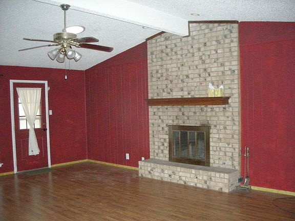 2nd image of 1736 E 56th St