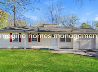 10406 W 88th Ter, Overland Park, KS 66214