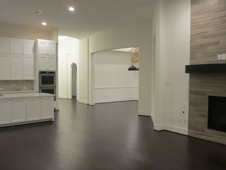 4059 Ashland Woods Dr — Photo 17
