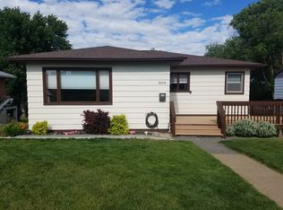 804 2nd Ave NW, Mandan, ND 58554