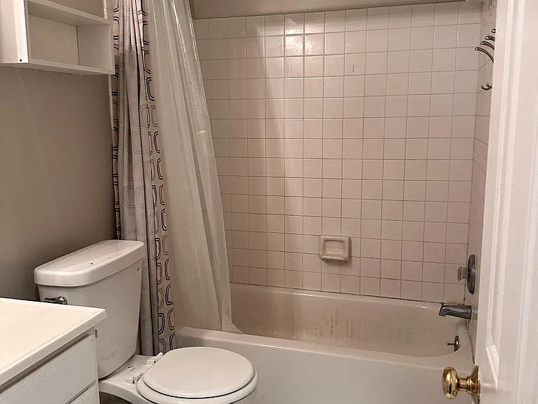 63 Constitution Ave — Photo 22