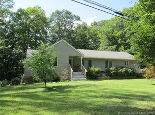 25 Featherbed Ln, Branford, CT 06405