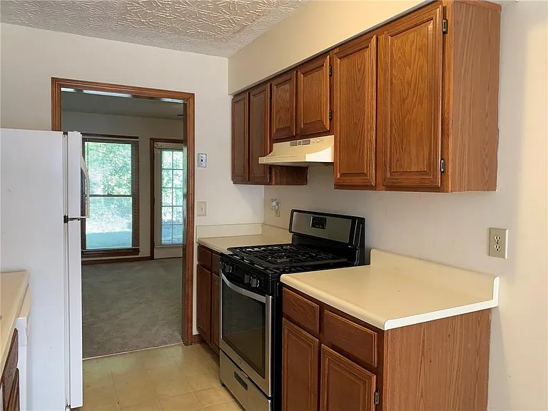1103 Booth Ct SW — Photo 17
