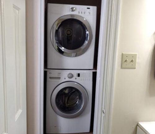 5th image of 977 Green St