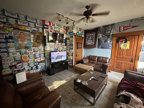 3rd image of 2317 Flora St