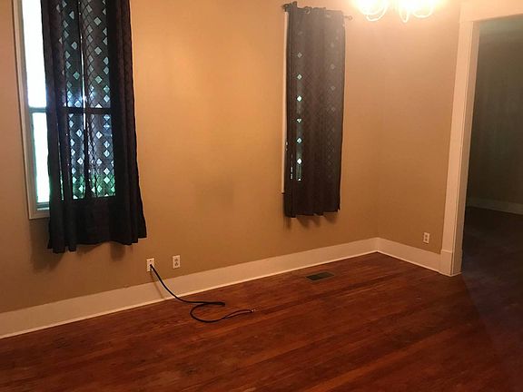 3rd image of 510 E Smith Ave
