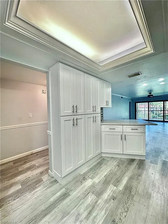 2 bed, 2.0 bath, 1118 sqft, $1,800 — Photo 4