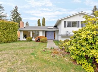 17204 NE 16th Pl, Bellevue, WA