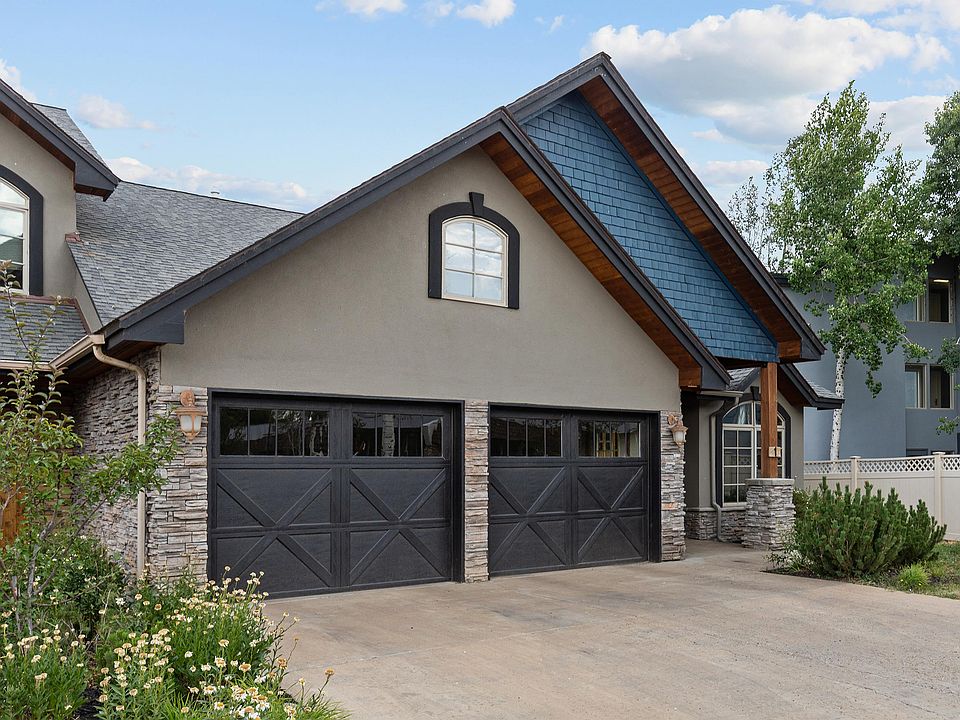 Front of Home - 2 car garage