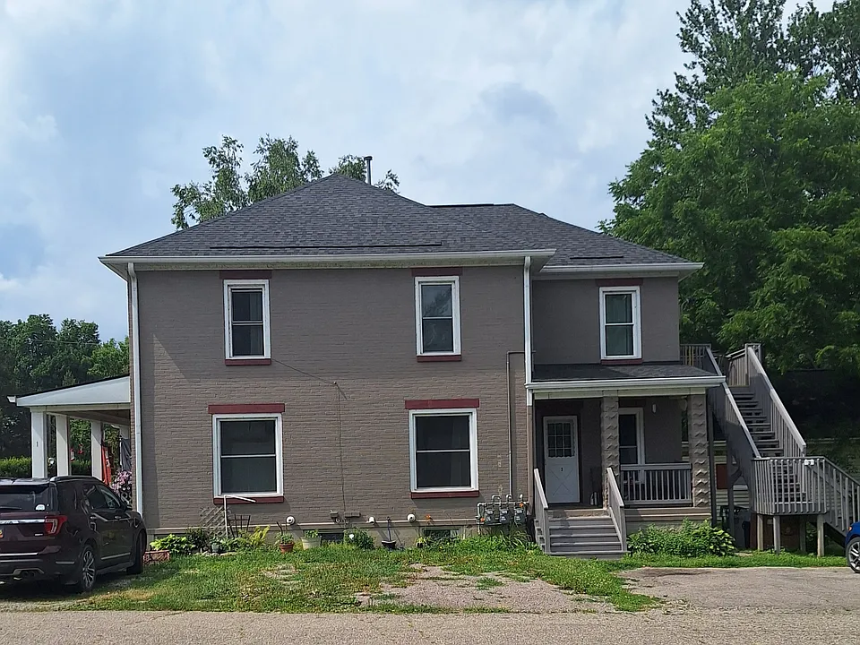 4404 Pine St #3