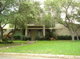 5 El Norte Cir, Uvalde, TX 78801