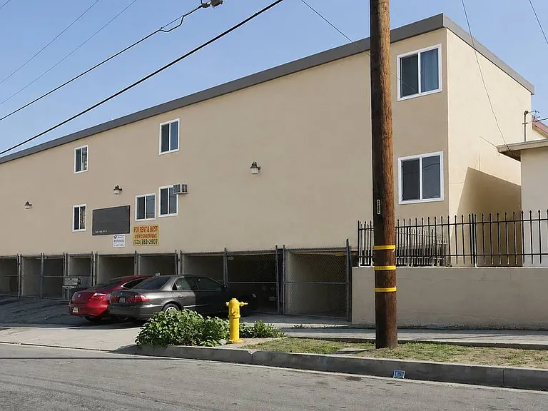 11500 S Budlong Ave #6 — Photo 1